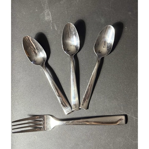 Oneida Other - Oneida‎ Flight Stainless Flatware 3 Teaspoons & 1 Dinner Fork – China 90-204